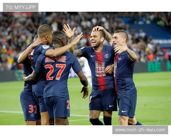 巴黎圣日耳曼禁区前沿施压